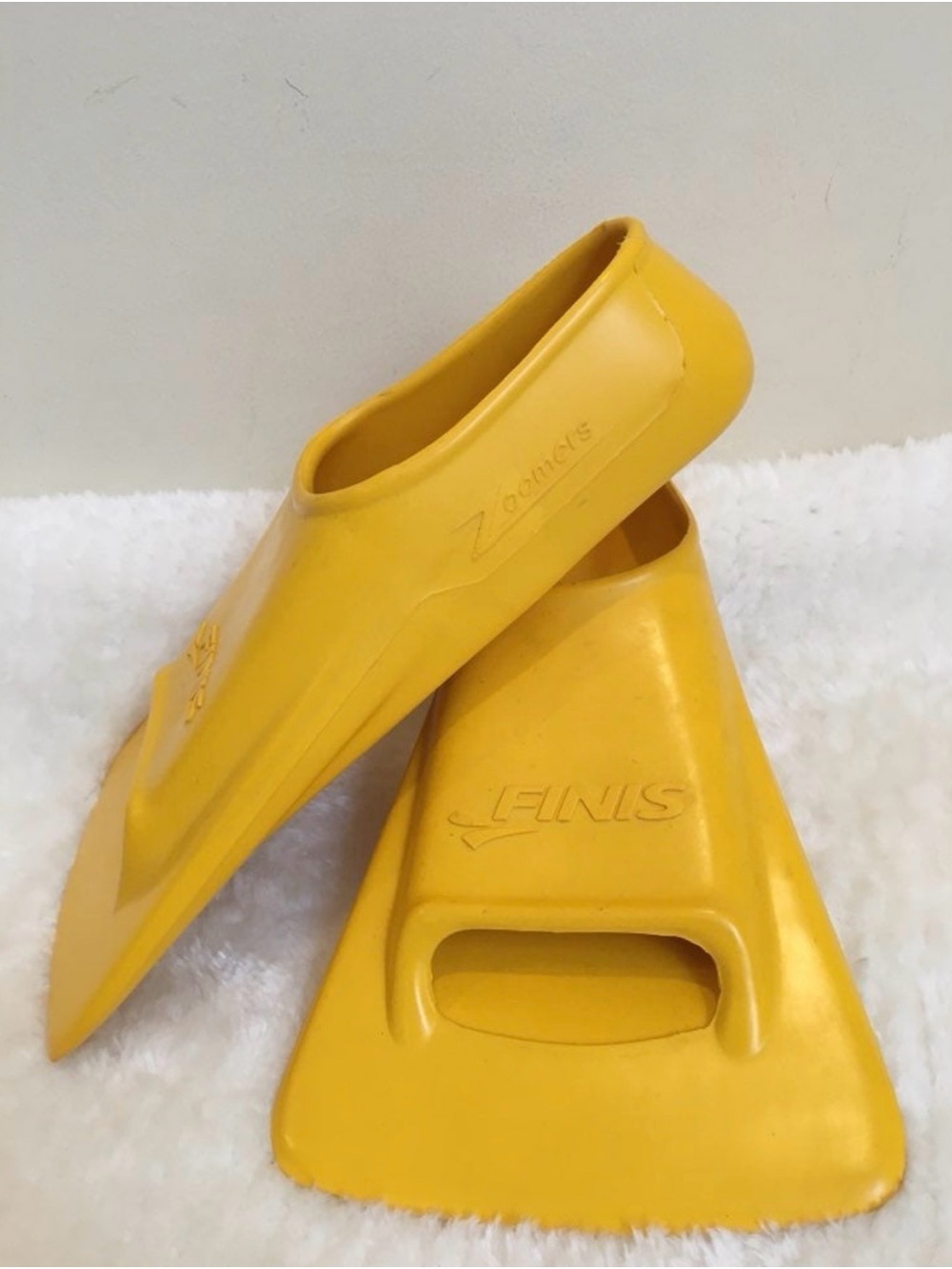 Finis Zoomers Gold Short Blade Training Fins Size D View 5